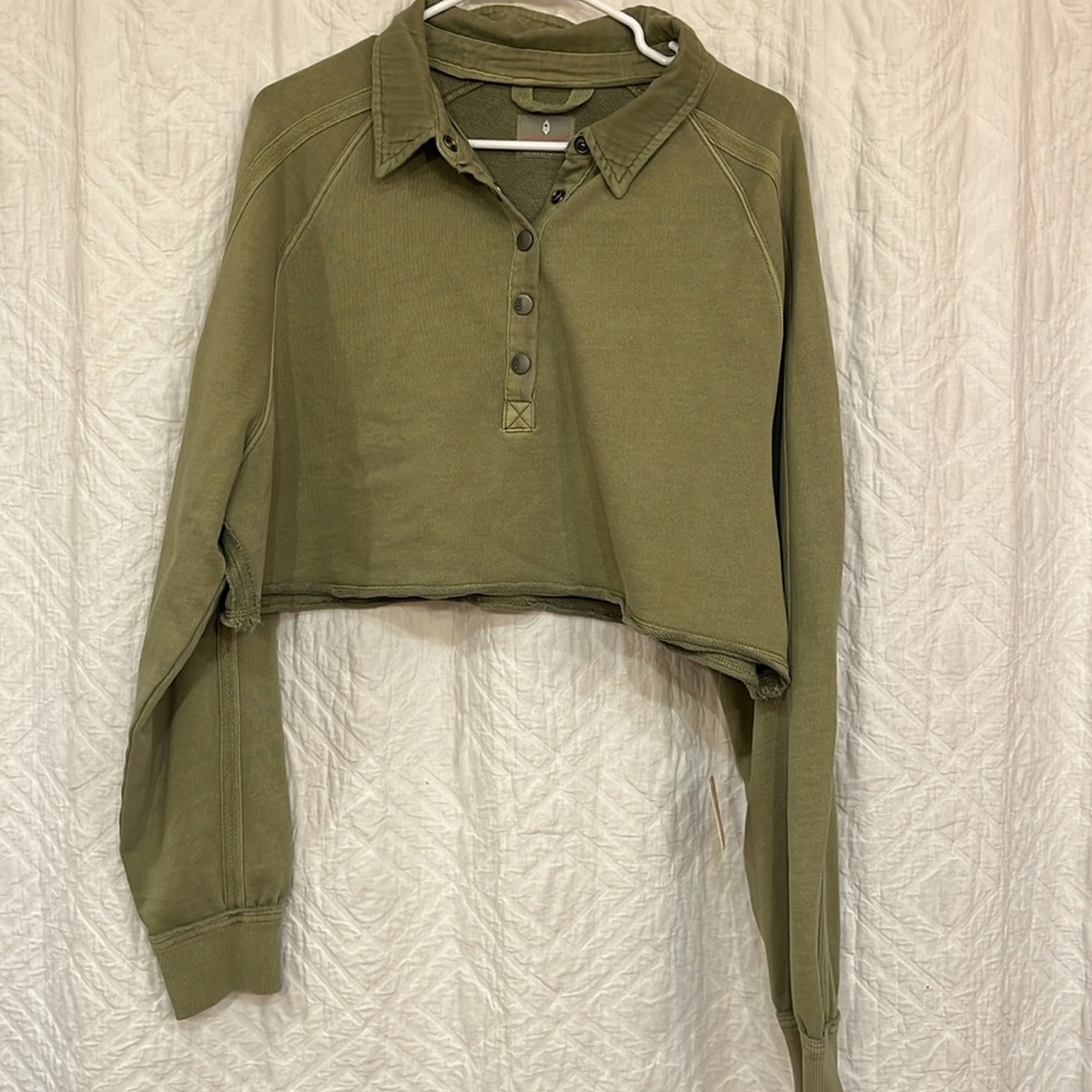 NWT Free People Movement Playoff Cropped Pullover - Picture 3 of 8